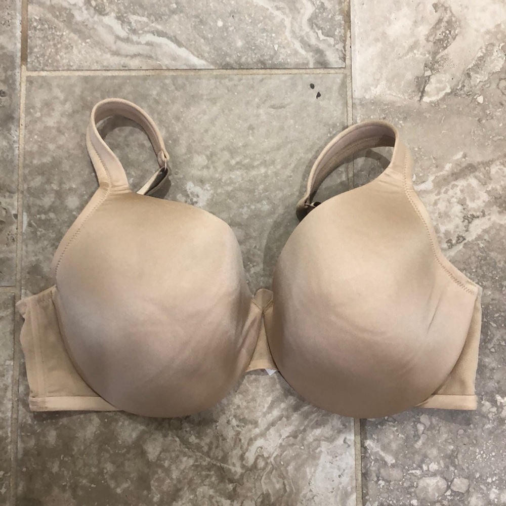 Cacique Satin Full Coverage With Wire Size 40dd - image 1